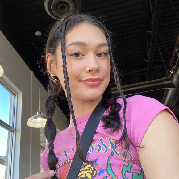 Meet your Posher, Yuka - Picture 1 of 1